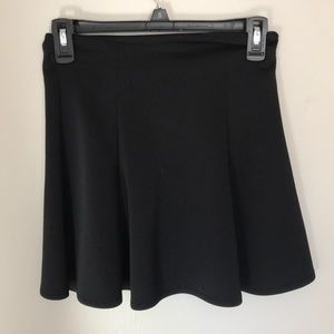 BLACK SKATER SKIRT